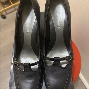 Jones New York Women's Black Loafers